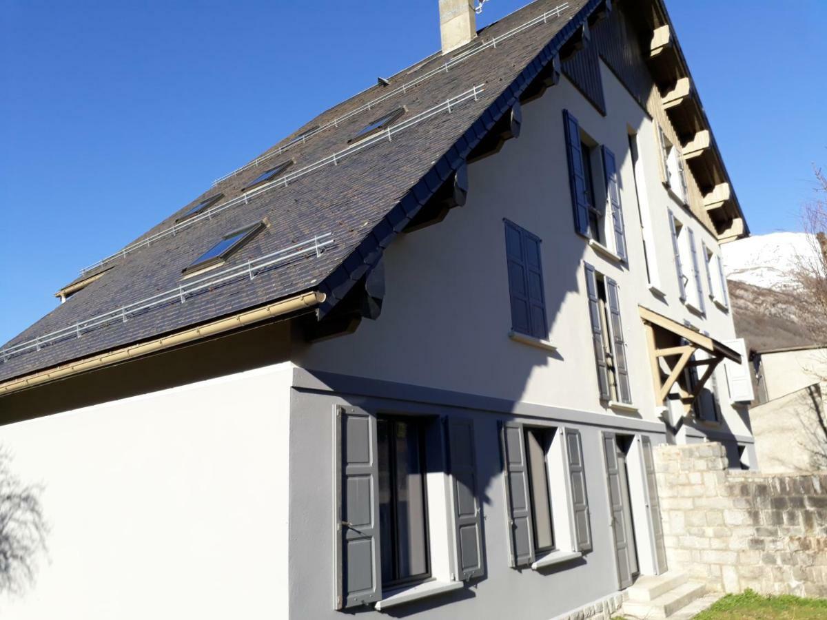 לוז-סן-סובר Chalet Du Doumet - Appart Luz Centre - Parking Et Garage Individuel Ferme - Draps Et Serviettes Inclus מראה חיצוני תמונה