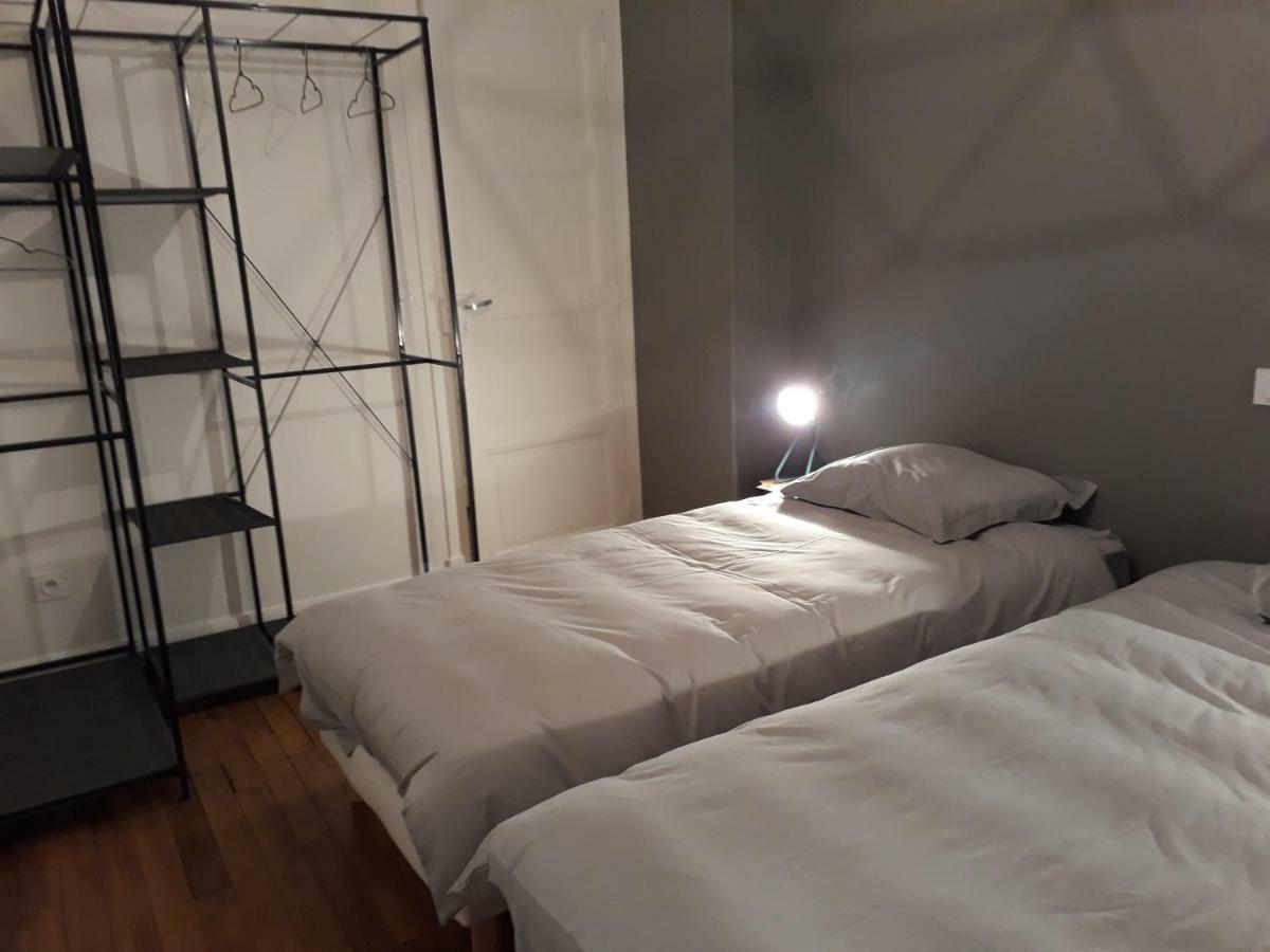 לוז-סן-סובר Chalet Du Doumet - Appart Luz Centre - Parking Et Garage Individuel Ferme - Draps Et Serviettes Inclus מראה חיצוני תמונה
