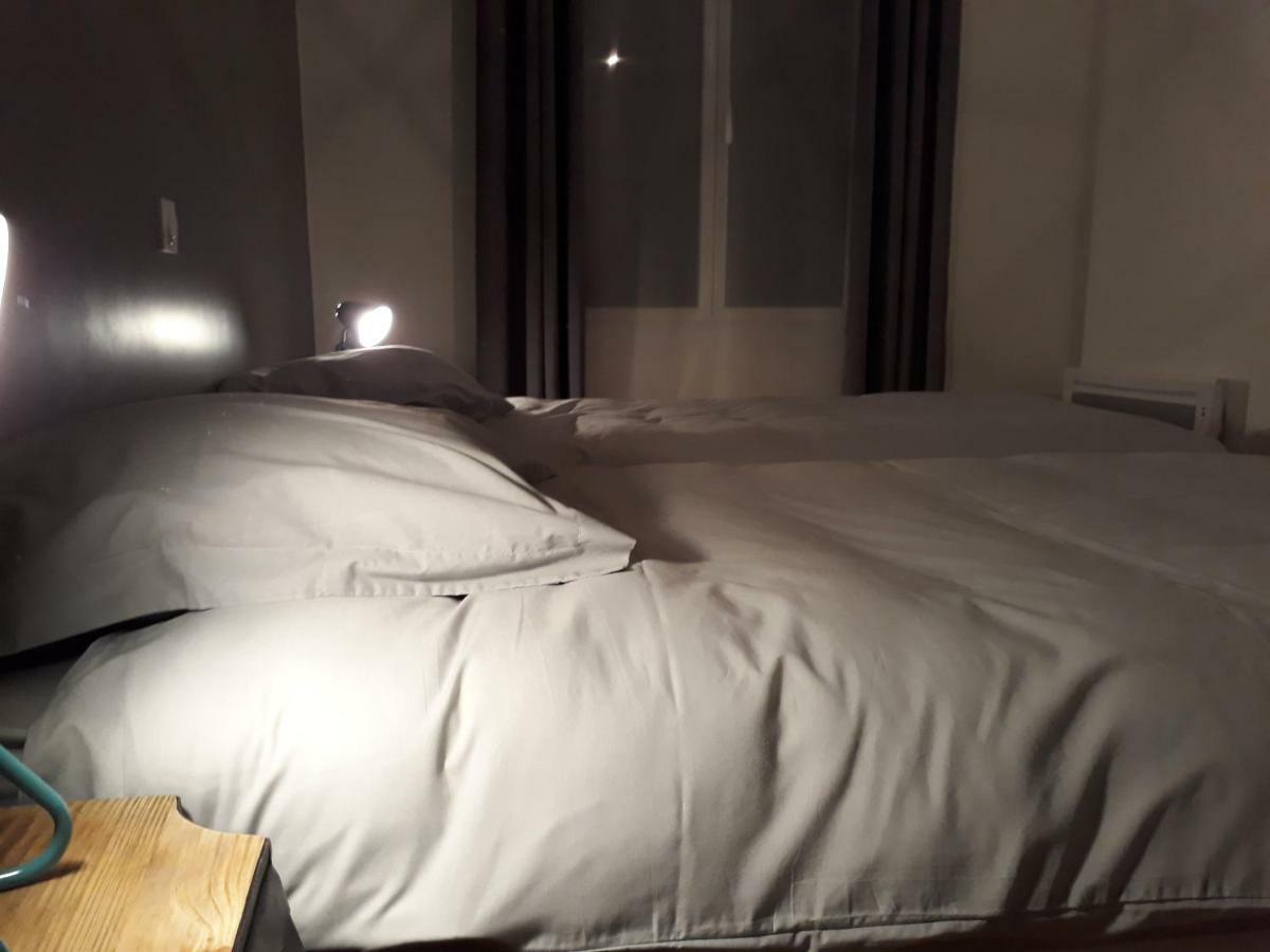 לוז-סן-סובר Chalet Du Doumet - Appart Luz Centre - Parking Et Garage Individuel Ferme - Draps Et Serviettes Inclus מראה חיצוני תמונה